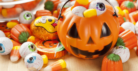 Keep Your Kids’ Teeth Healthy on Halloween